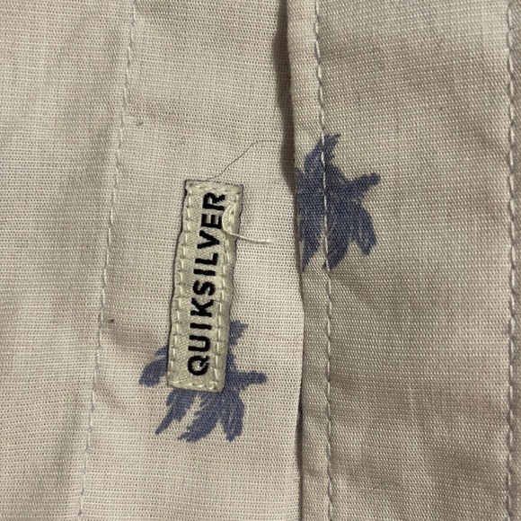 Quicksilver Palm Print Short Sleeve Button Down Cotton Blend Shirt - Picture 2 of 12